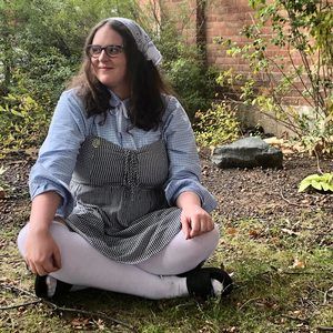 Meet your Posher, Izzy